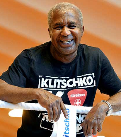 Стюард Эмануэль 