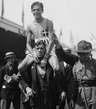 Фриджерио Уго 