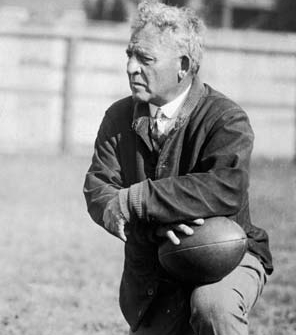 Стэгг Эймос Алонсо