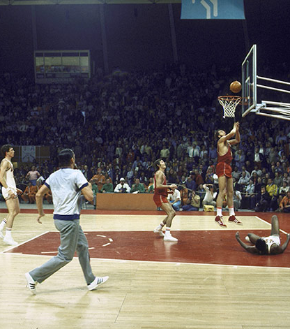 Баскетбольное чудо за три секунды