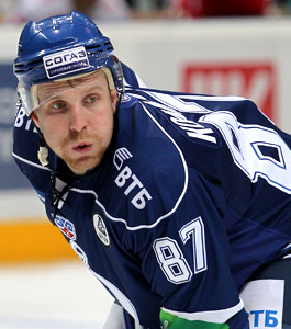 Комаров Лео