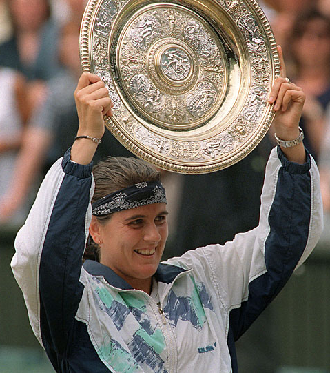 Мартинес Кончита