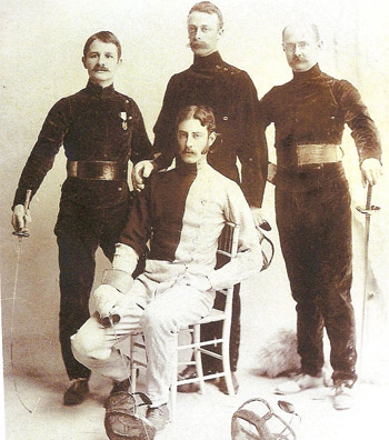 Пост Альбертсон Ван Зо