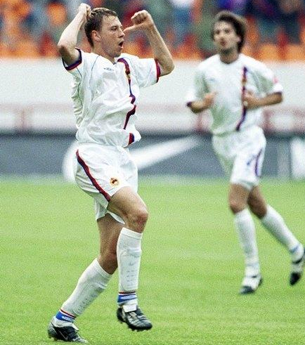 Попов Денис