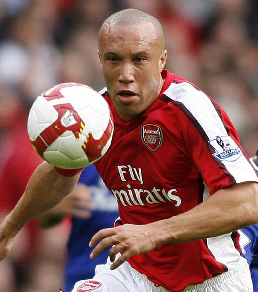 Сильвестр Микаэль