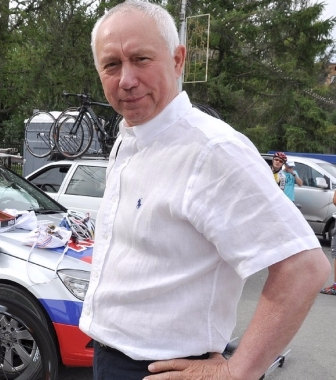 Гусятников Александр