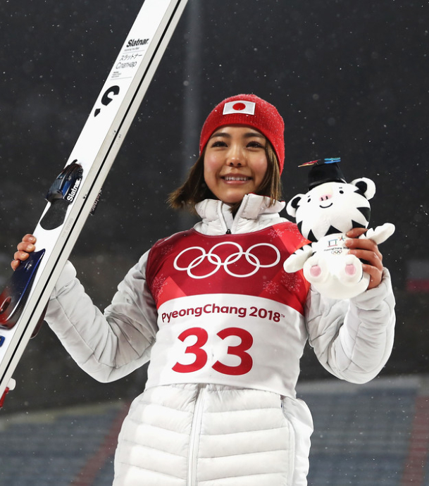 Таканаси Сара