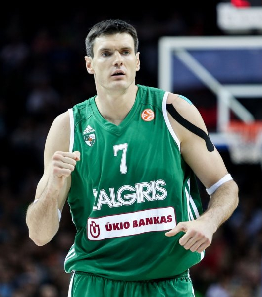 Лавринович Дариуш