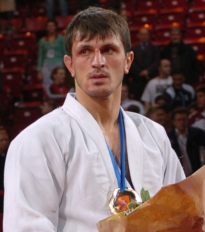 Таов Хасанби