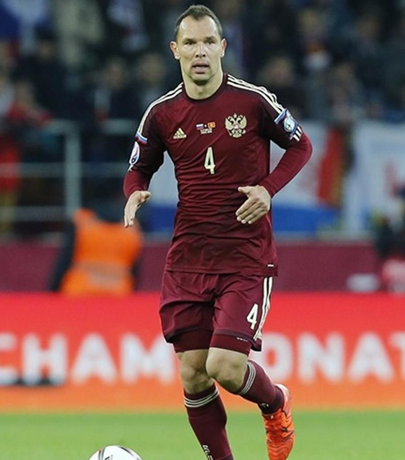 Игнашевич обошел Онопко